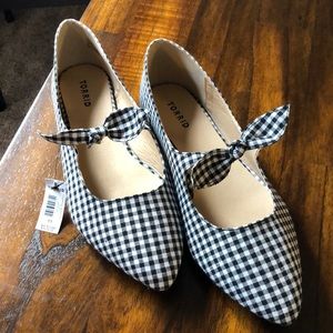Black and White Gingham Flats